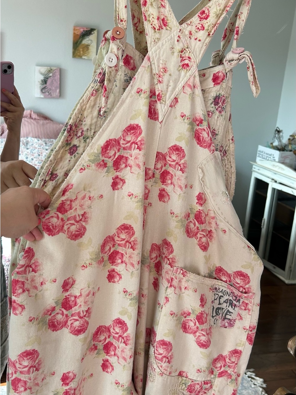 Magnolia Pearl Daphne Floral Overalls One Size - Picture 7 of 7